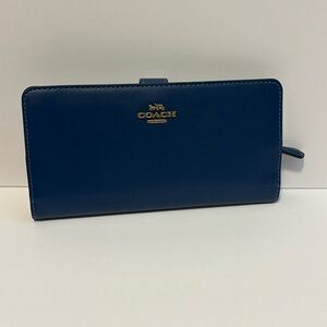 Coach Navy Leather Wallet MSRP 150